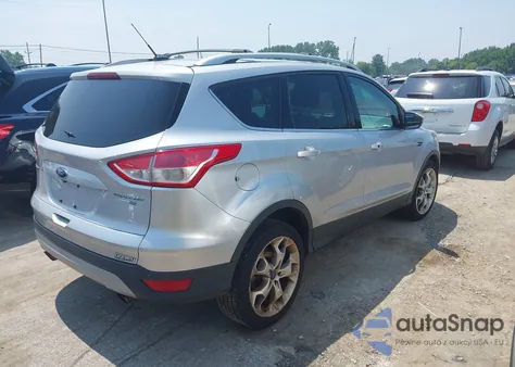 2013 Ford Escape Titanium z USA, uszkodzony, nr VIN 1FMCU9J94DUD89271